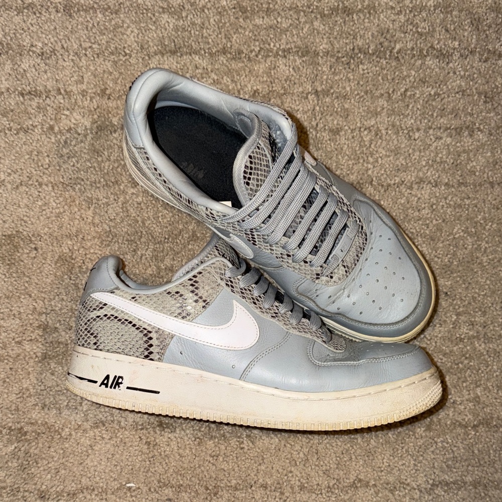Nike Air Force One Gray and White Sneakers